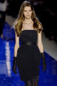 astridB f06blumarine-2b.jpg