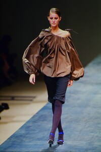 505259946_ysl-fw-1999(6).thumb.jpg.59c23dc13dda4ae62170582ac1b06749.jpg