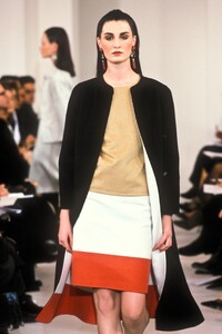 52947791_Valentino1999HauteCouture8.thumb.jpg.22ddbc2eccc08b4069928d8cb5b5c4c0.jpg