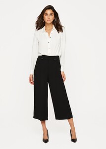 540170106-03-annah-shirt.jpg