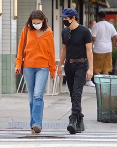      hol080921BZNimage114.jpg