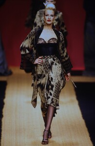 christian-lacroix-fw-1995 (2).jpg