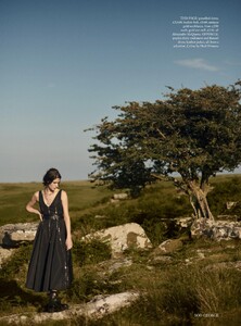 zelda 2021-10-01 Harper s Bazaar UK-page-011.jpg