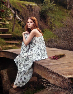 Anna-Kendrick-feet-ScandalPost-22.jpg