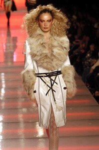 Baby-Phat-FW2005-07.jpg