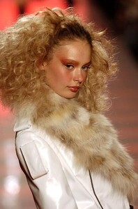 Baby-Phat-FW2005-10.jpg