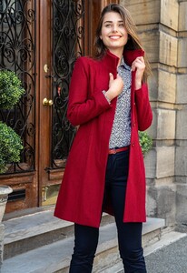 Blusa-Tokio-_-Pant.-Mariela-Azul-_-Saco-Sarah-Rojo-Edit.jpg
