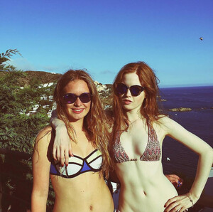 Ellie-Bamber-eb452g3n4589-16.jpg