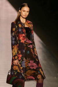 Etro-FW2005-03.jpg