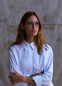 FH21Campaign_Eyeglasses_Wiltern_1_720x.thumb.jpg.6fac9feba27b57a613c0a490f3c76ccd.jpg