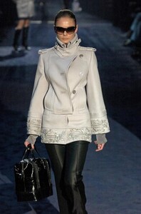 Gucci-FW2005-07.jpg