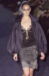 Gucci-FW2005-19.jpg