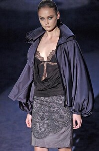 Gucci-FW2005-24.jpg