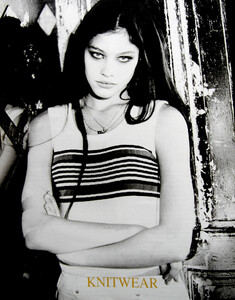 Guess1996_Fall_sdg02_LonekkeEngel_EllenVonUnwerth.jpg