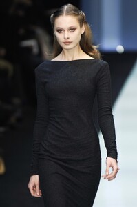 Guy-Laroche-FW2005-02.jpg