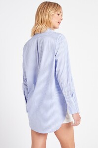 KT3391_Manchester_Stripe_Oversized_Shirt_Blue_03.jpg