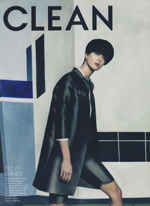 Klein_US_Vogue_March_2010_01.thumb.jpg.4ea67006d59f8e759e5cd7802d561899.jpg