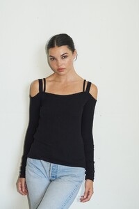 LNA-Ribbed-long-sleeve-Amber-top.jpg