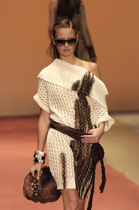 Laura-Biagiotti-SS2005-02.jpg