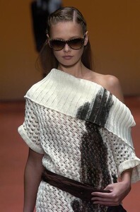 Laura-Biagiotti-SS2005-03.jpg