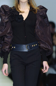 Moschino-FW2005-04.jpg