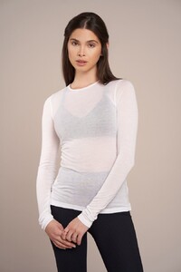 OO2_Dasha_Front_White_900x.jpg