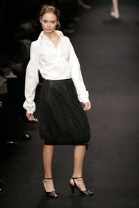 Paco-Rabanne-FW2005-05.jpg