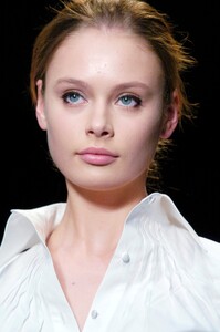 Paco-Rabanne-FW2005-12.jpg