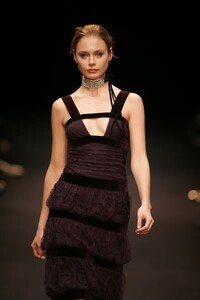 Paco-Rabanne-FW2005-20.jpg