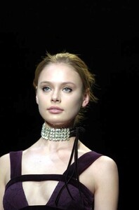 Paco-Rabanne-FW2005-25.jpg