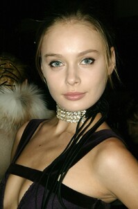 Paco-Rabanne-FW2005-37.jpg