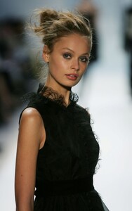 Rebecca-Taylor-FW2005-11.jpg