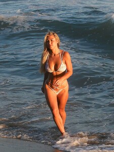 Stefanie-Gurzanski---Baby-G-in-a-bikini-in-Los-Angeles-23.jpg