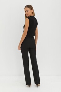 StyleAddict_MockNeckVest_RachelPant_MilaUntitledSession2255_800x.jpg