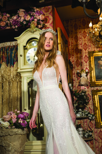 The-Coordinated-Bride-Michal-Medina-Alice-2018-BA1734-Teresa-02.jpg