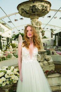The-Coordinated-Bride-Michal-Medina-Alice-2018-BA1735-Tiffany-02.jpg