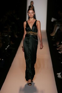 Vera-Wang-FW2005-26.jpg