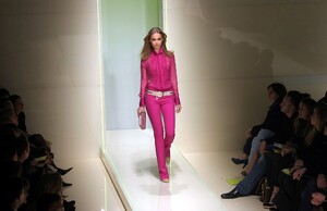 Versace-FW2005-01.jpg