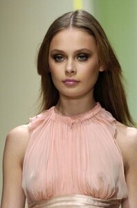 Versace-FW2005-23.jpg