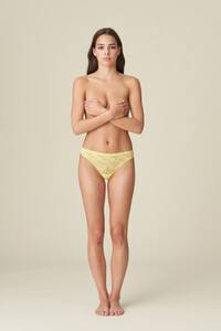 marie_jo_l_aventure-lingerie-thong-color_studio-0621630-yellow-0_3514844.jpg