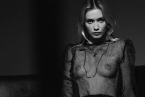 oczymag-jakub-szymanski-hanna-koczewska-useless-final-008-1155x770.thumb.jpg.f93752534edbb328af97c6373a00ec48.jpg
