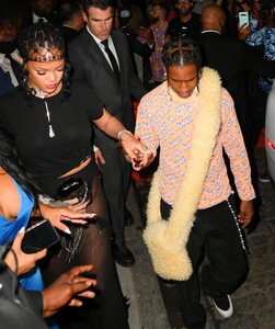 rihanna-heading-to-a-met-gala-after-party-in-nyc-09-13-2021-1.jpg