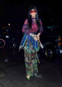 rihanna__1_.jpg
