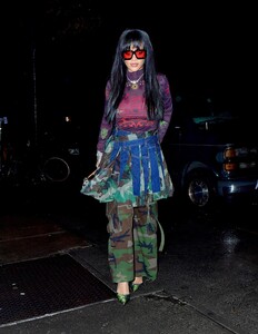 rihanna__4_.jpg