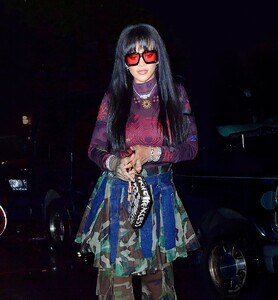 rihanna__5_.jpg