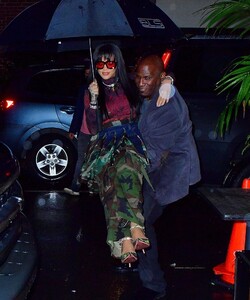 rihanna__6_.jpg
