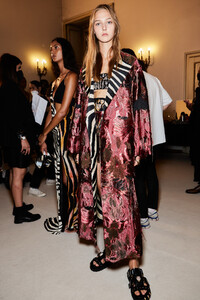 roberto-cavalli-bks-z-rs22-4836.thumb.jpg.50037bf820f763c033634ab08b0880f8.jpg