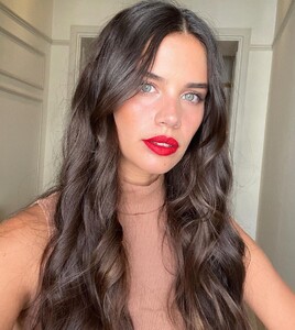 sarasampaio_24129688211861449052124245577048962137295347n.jpg