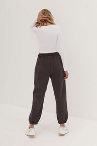 sojo-pant-gdark-grey-back_9cb06ba2-e1cf-48db-b09d-07300d7989ed.jpg