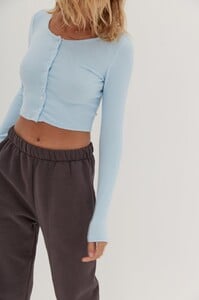 styleadddictbuttoncropbabyblue6.jpg